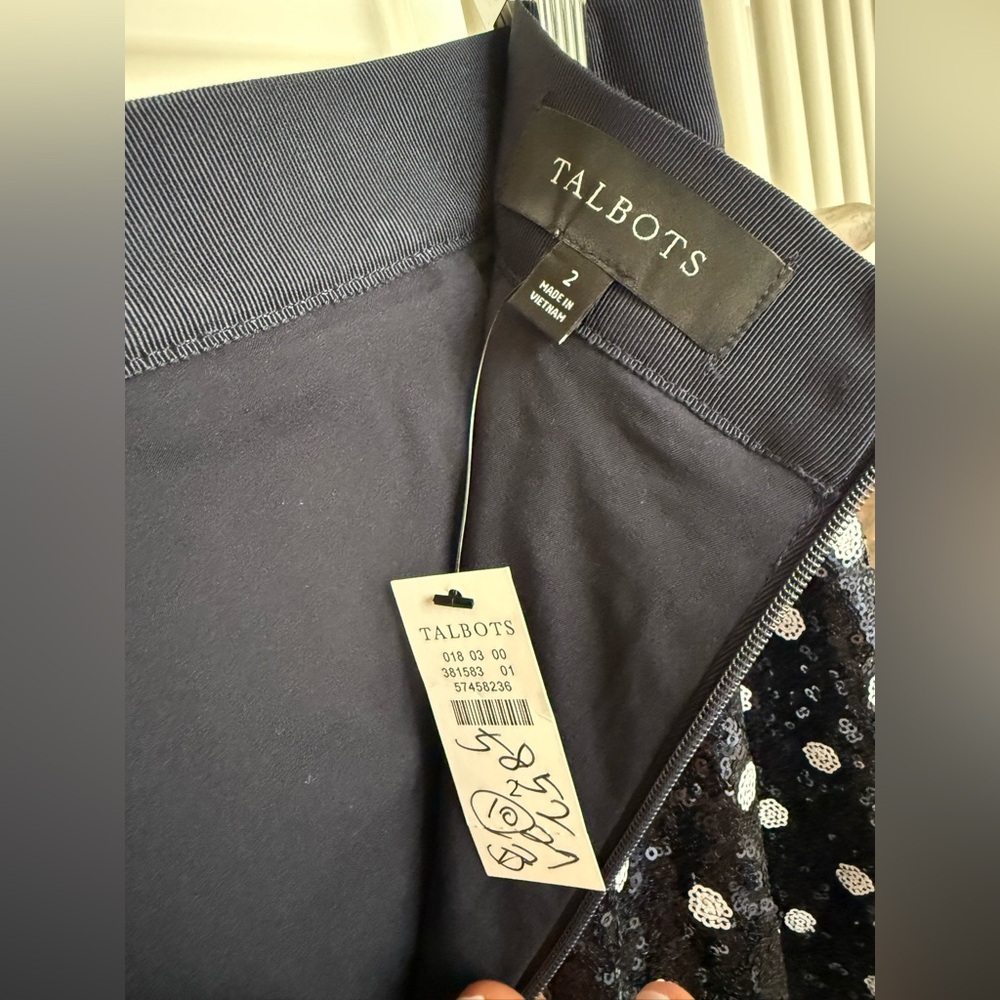 Talbots Martini Polka Dot Sequin Pencil Skirt – Size 2 – NWT ✨ - Picture 7 of 7